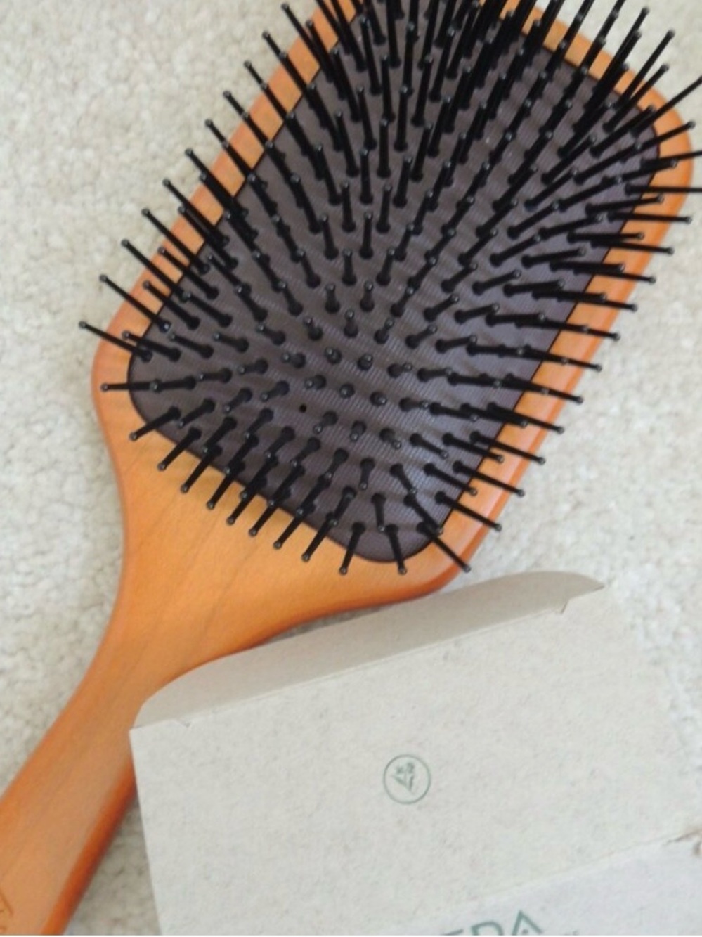 NEW! AVEDA Wooden Paddle Hair Brush Detangling, Smoothing - All Hair Types